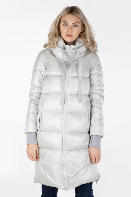 Padded jacket with oversized collar