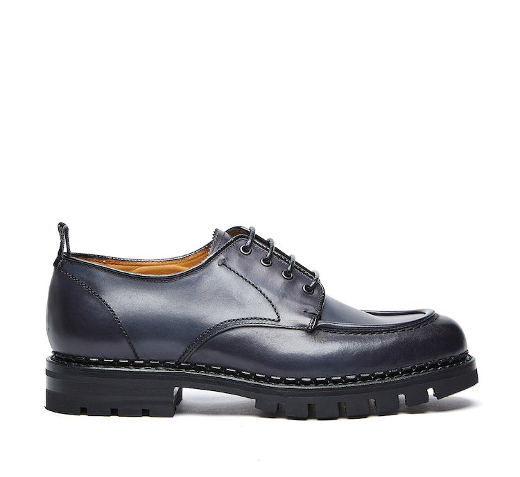 Flex Goodyear lace-ups in luxury calf leather buffed by hand