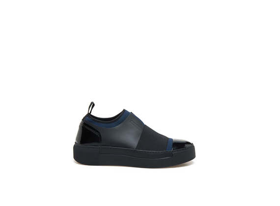 Neoprene blue slip-on shoes with elastic