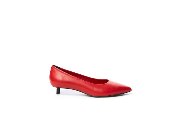 Red leather court shoe with steel micro heel