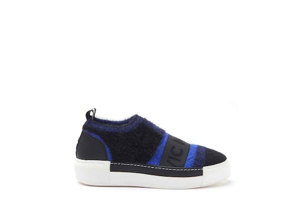 Cornflower blue/black mesh slip-on shoes with sneaker sole