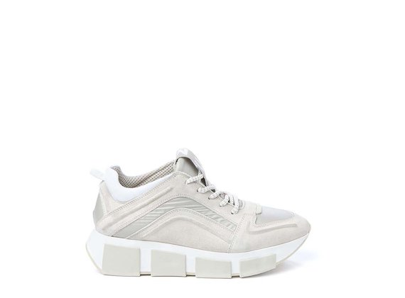 Beige leather and nylon trainer