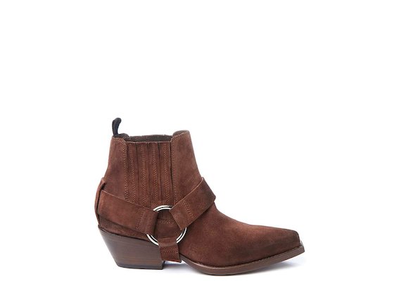 Brown Beatle boot with strap and metal toe