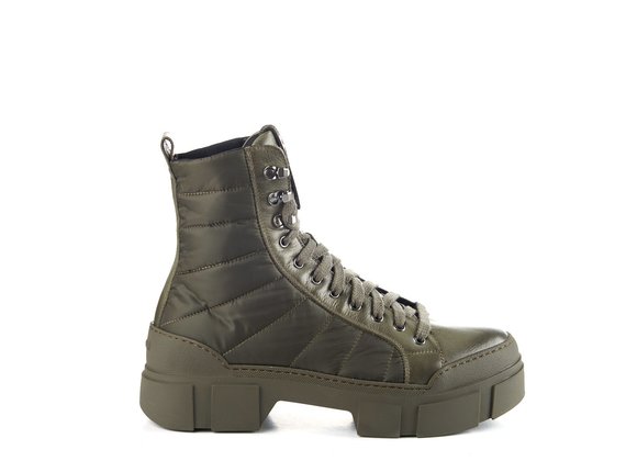 Men's khaki calfskin/nylon combat boots with lugged sole